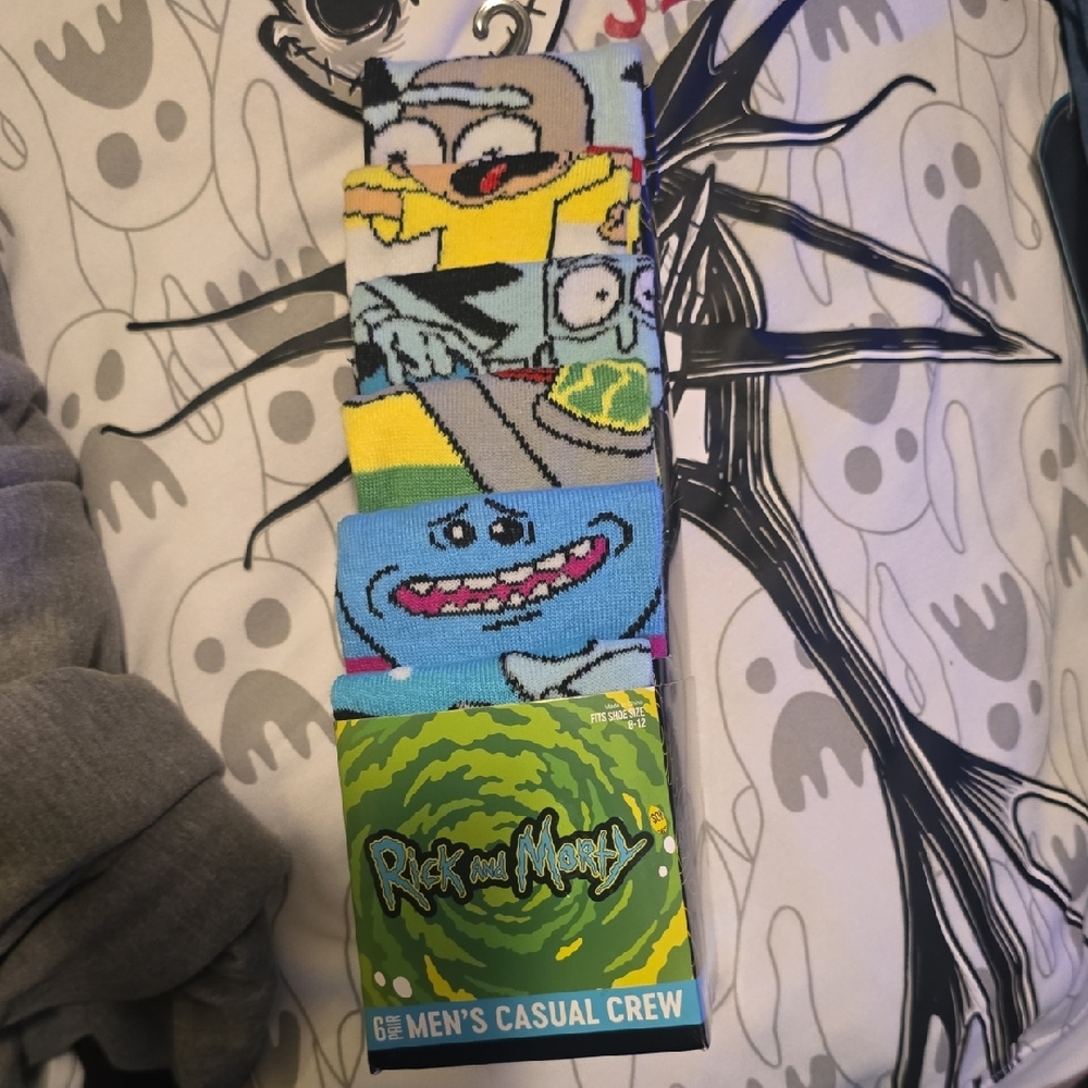 Bioworld Rick and Morty Men's Crew Socks - Multicolor